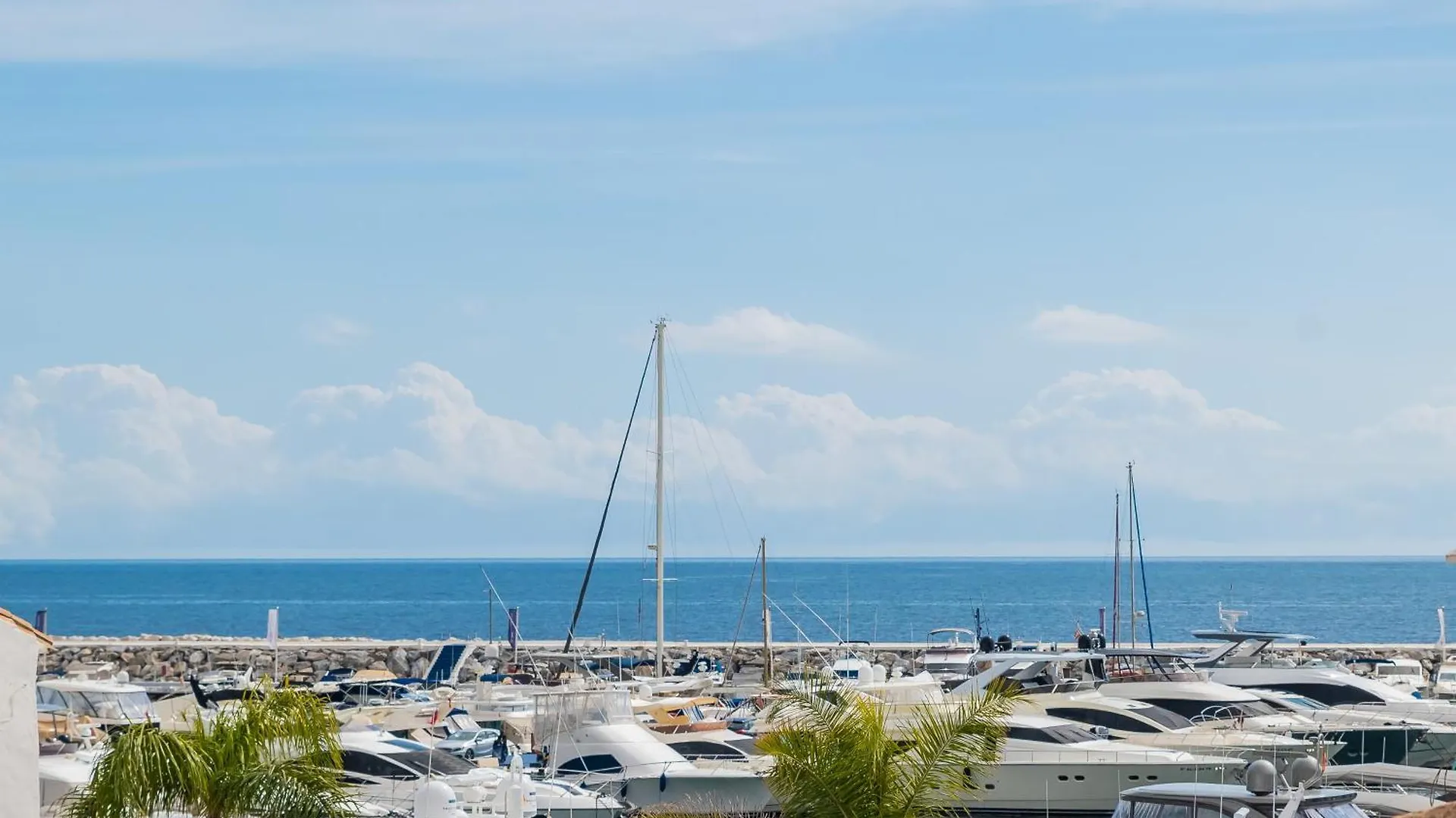 شقة Vacation Marbella I Paradise At Puerto Banus Marina, Luxury Shops, Sea View 0*,  إسبانيا